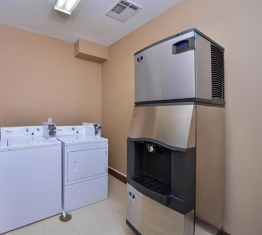 Americas Best Value Inn & Suites Cuero Dış mekan fotoğraf